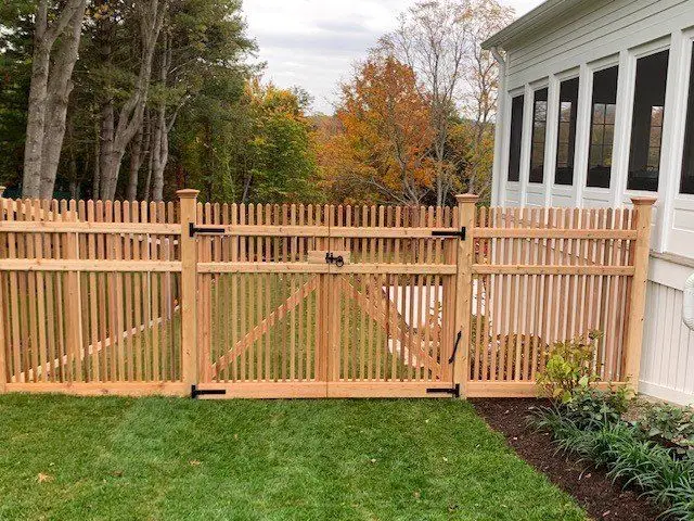 Baluster cedar fence installed by Armstrong Fence on the South Shore of Massachusetts